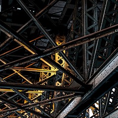 Structure