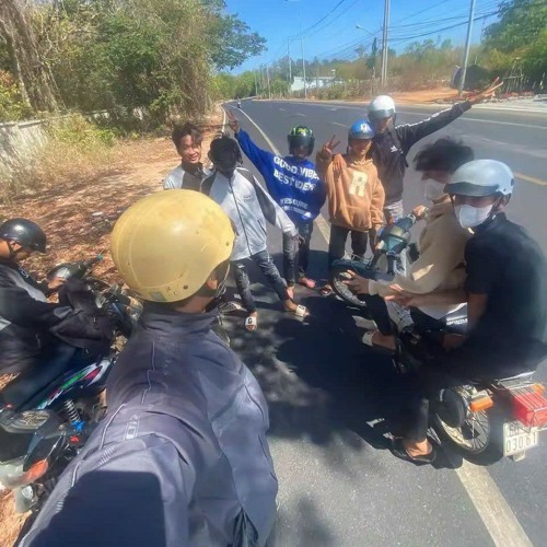 NST2K25 TÌNH AE XÃ HỘI - VỪA BAY VỪA KHOÁC VAI NHAU - By Bé Út Xuân Tây ヅ