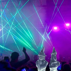 Wild Alien Baby Pt. 2 (KFC MURDER CHICKS Remix)