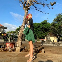 Widhya sedang kesurupan arak - DJ Yogix Whiskey