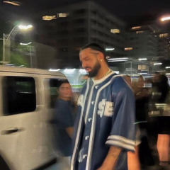 Drake x Gravagerz - Blue Green Red
