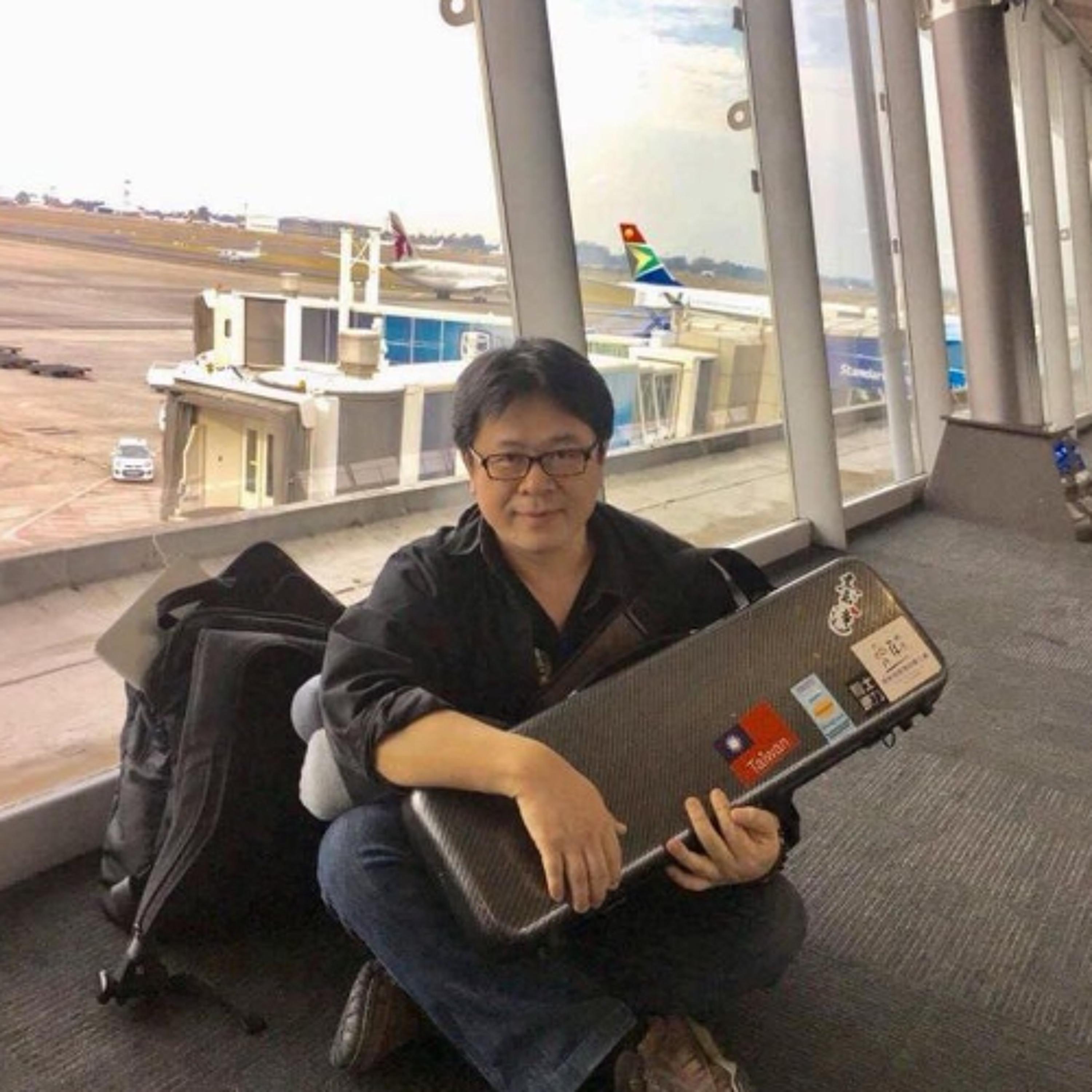 爵士樂學習對一般人來說還有一個需要突破的思考點，就是所謂的 「一綱多本」