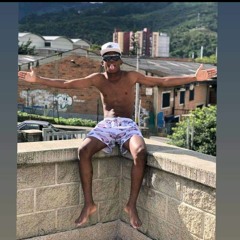 AL RITMO DE PORAA 🍇🤼🏻‍♂.