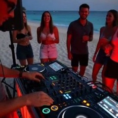 Blue Light (Deep Jazzy House).mp3