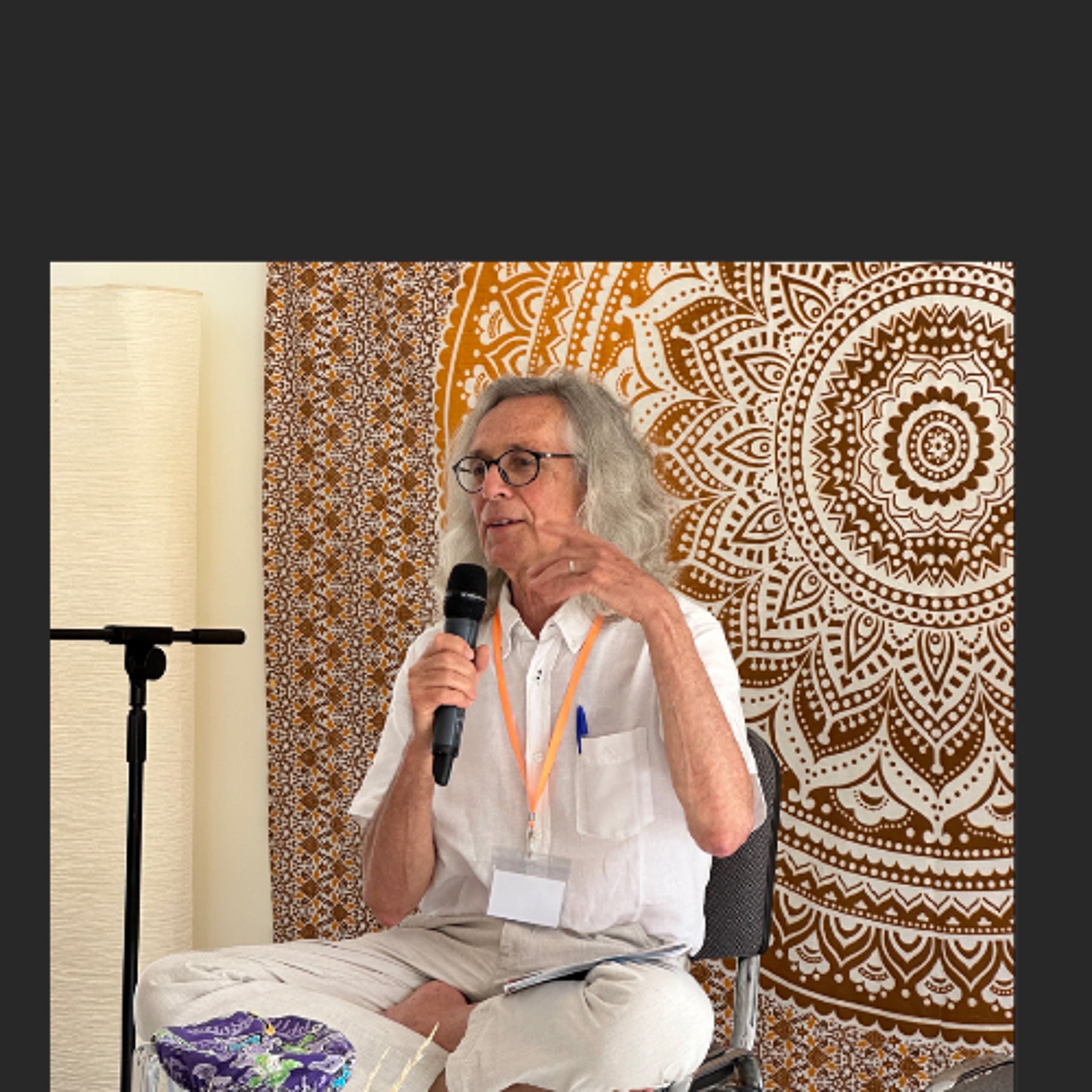 LES VOIX DE L'UNIVERSITÉ DE L'HOMME - La Bhagavad Gītā et les Upanishad aujourd'hui avec Yogindra (jeudi 27 novembre 2025) episode artwork