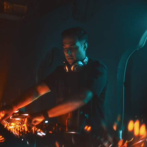 VGLNTE @ Elsewhere NYC [All We Have is Now showcase] (redux) 11 - 24 - 23