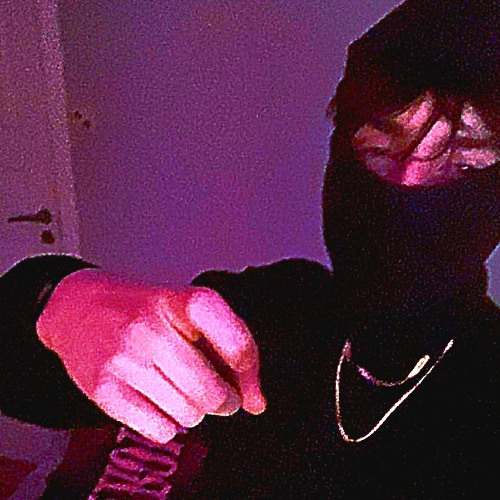 Bus (feat RoyDaBoy)