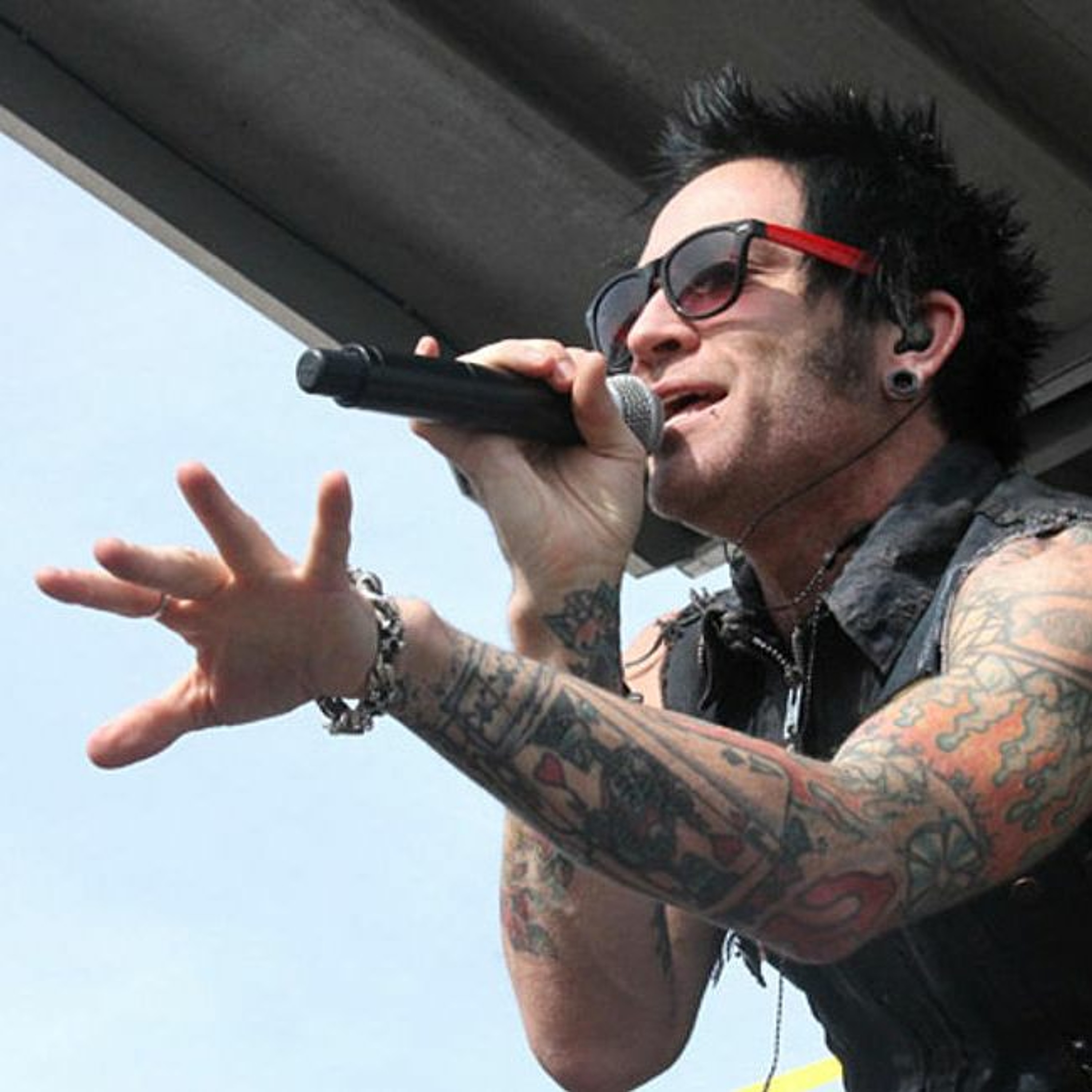 A. Jay Popoff on Breaking it Down with Frank MacKay - Lead Singer of Lit