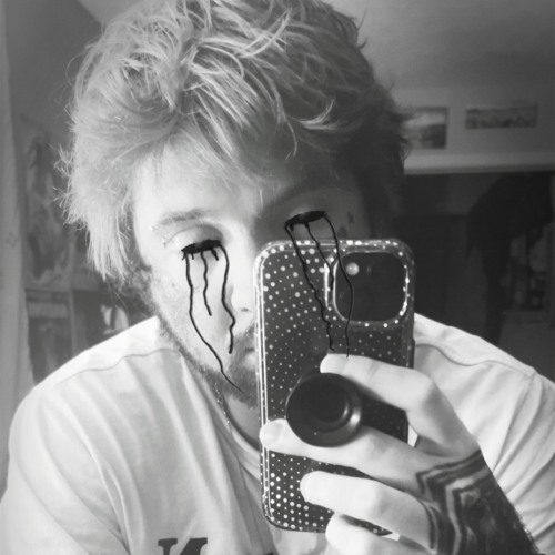 Trip over a bitch 💔