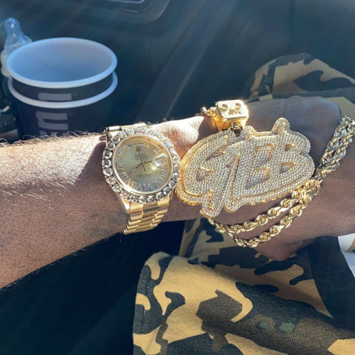 CHICKEN x Mula Mitch