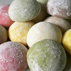 Let’s enjoy Mochi