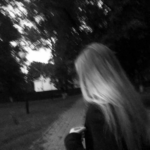dark doom, honey (OUT ON SPOTIFY!!!)