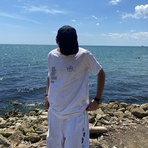 ๐๐ก๐ ๐ฐ๐จ๐ง๐๐ซ ๐จ๐ ๐ญ๐ก๐ ๐ฆ๐๐ฅ๐จ๐๐ฒ