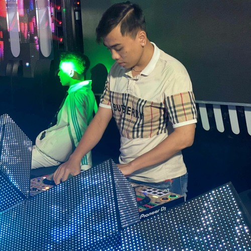NST Vol.1 AE P2 MÃI CHONG TIMM✈️🚀Triệu XiPO Ft Nhựt Triệu