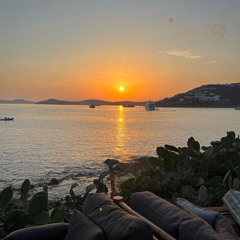 In To The Sunset Journey - Tropical Mykonos, Tulum Vibes, Waterfront Middle Eastern, Tribal, Tropical House 100-120bpm