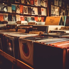 WritersBench_Crate_01