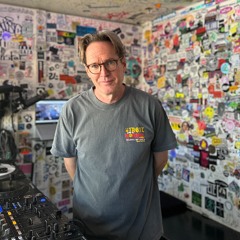 Apiento @ The Lot Radio 10-17-2025