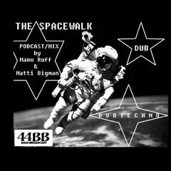 TheSpaceWalk_by_ManuRuff & MattiBigman