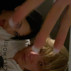 - касание + @eyeqie