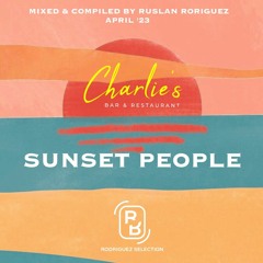 Sunset people mix @ Charlie's bar / Hin Kong, Koh Phangan island , April '23