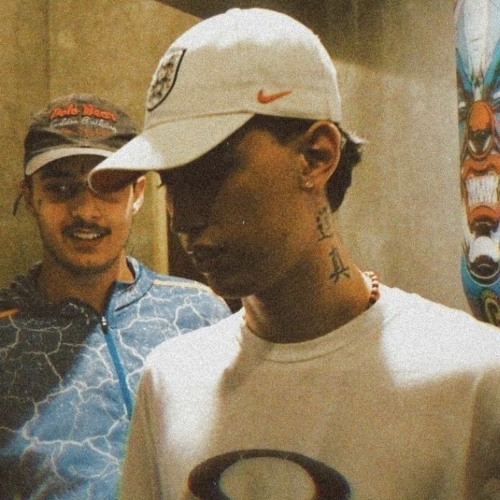 5 correntes deixam meu pescoço pesado(Prod.Level)