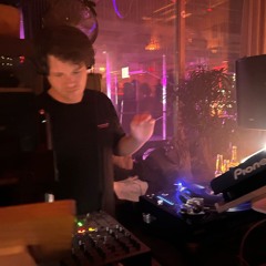 Modus Operandi @ SUEN & FRIENDS X Yellow House 18.04.2025
