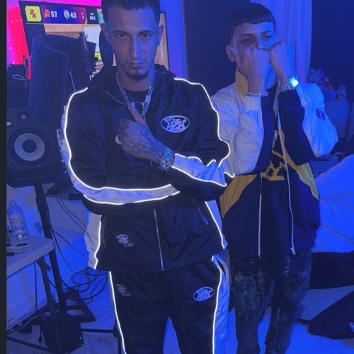 JULIITO x fronti  - Bitches