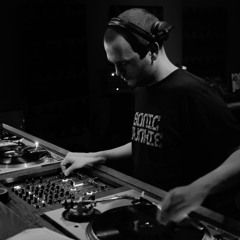 S01 E03 | Jorge @ Sonic Junkie Recording Studio