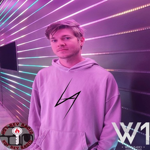 Hot Key Radio #003 W: BaseFour
