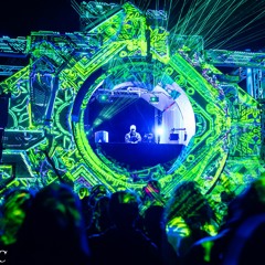 Live DJ sets