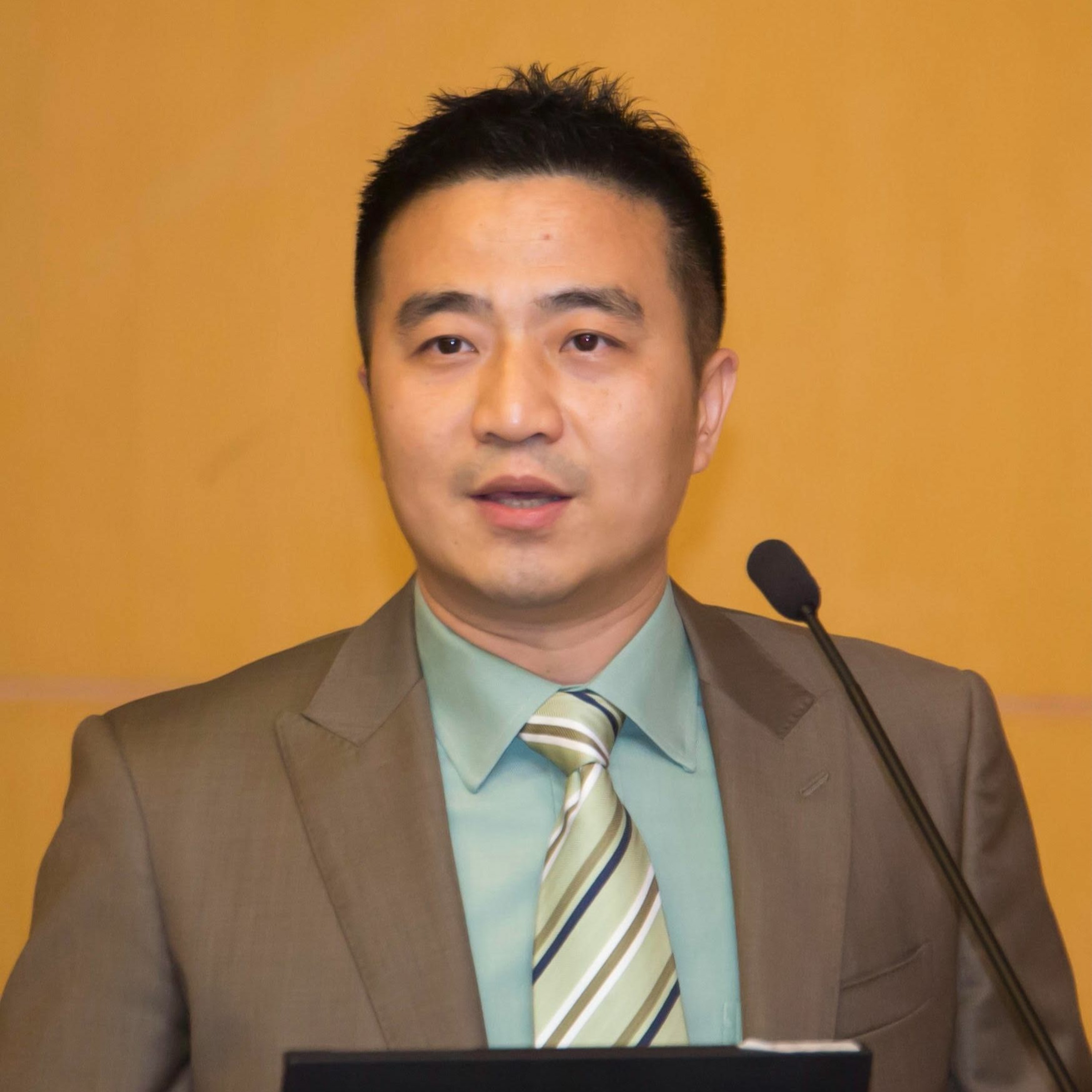 Who is Bioplate with Alan Zhu episode artwork