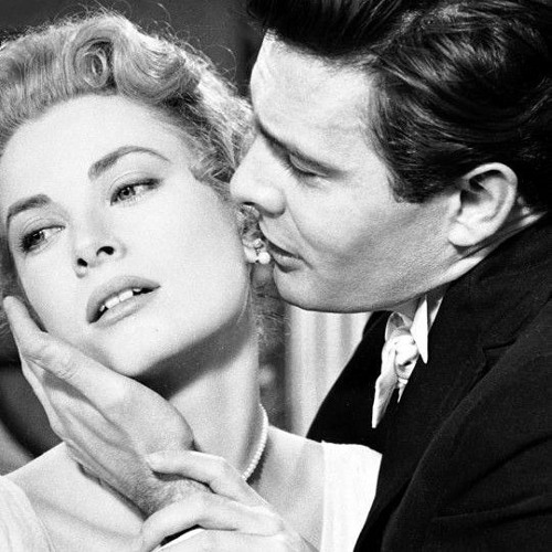 تنخلع أبوابُ النساء بعدك . .