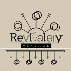 Revivalery Vintage House Set