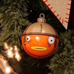 Gay Christmas Serenade (feat. BigRic) (prod. EZAU!)