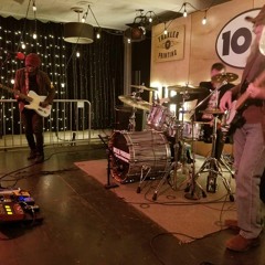 MEMO TO A ROCKER GIRL MP3