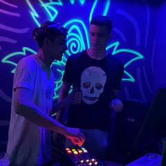 b2b DELLATOUR- Live at Garage Bar, Neuquén, AR.