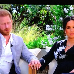 Oprah interviews the Royals Genine On Keyboard improvising.