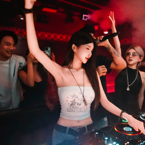 JADE_CHINA LIVE RADIO VOL.8 (Played by DJ DODO Feat.CAESAR)