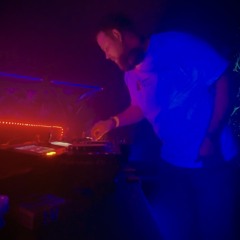 Simore - Offbeat Doesn‘t Need Sync [145 Bpm DJ-Set].wav