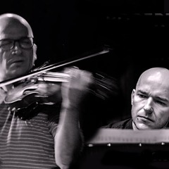 ELEGANT DUO Blue Moon