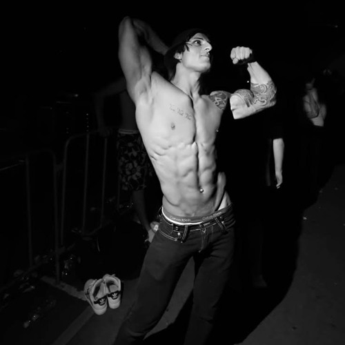 save the world (ZYZZ HARDSTYLE) (Remix shredded_zyzz)