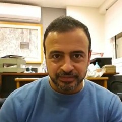 إن كنت خائفًا أن يصيبك سهم.. فقف بجوار الرامي تنجو - مصطفى حسني