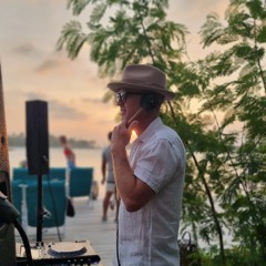 Sean Doyle Live In Maldives