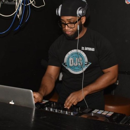 Listen to music albums featuring Dj La Sombra Ultimatum Regueton Fin De