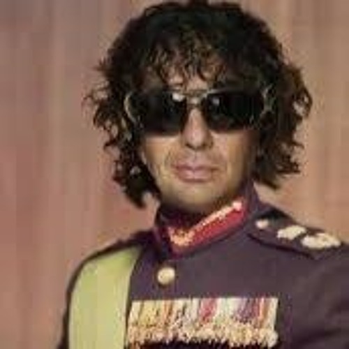 Kung I Baren Magnus Uggla -  80's remix