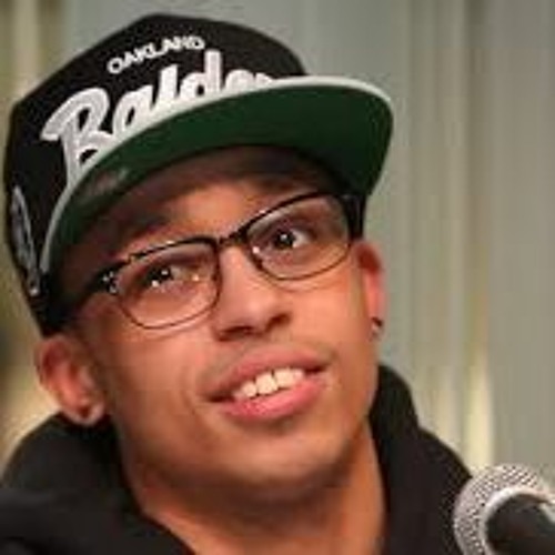 Cory Gunz -PUT A DRINK IN HER HAND