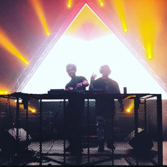 Hidden Dimension - MagicWorld (Live)