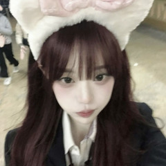 ✧슈가슈가룬⋆✧*̣̩☽⋆゜