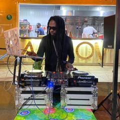 Slick x 27th Aug Moov Cafe Live Set