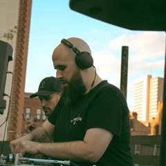 Squarewave w/ Reaction & Aquatic Ape